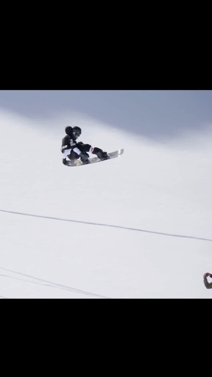 国武大晃のインスタグラム：「Thank you @prinoth_xcamp  🇮🇹→🇨🇭 ありがとう ーーーーーーーーーーーーーーー @bookoffsports  #snow #snowboarding #italy #swiss #fun」