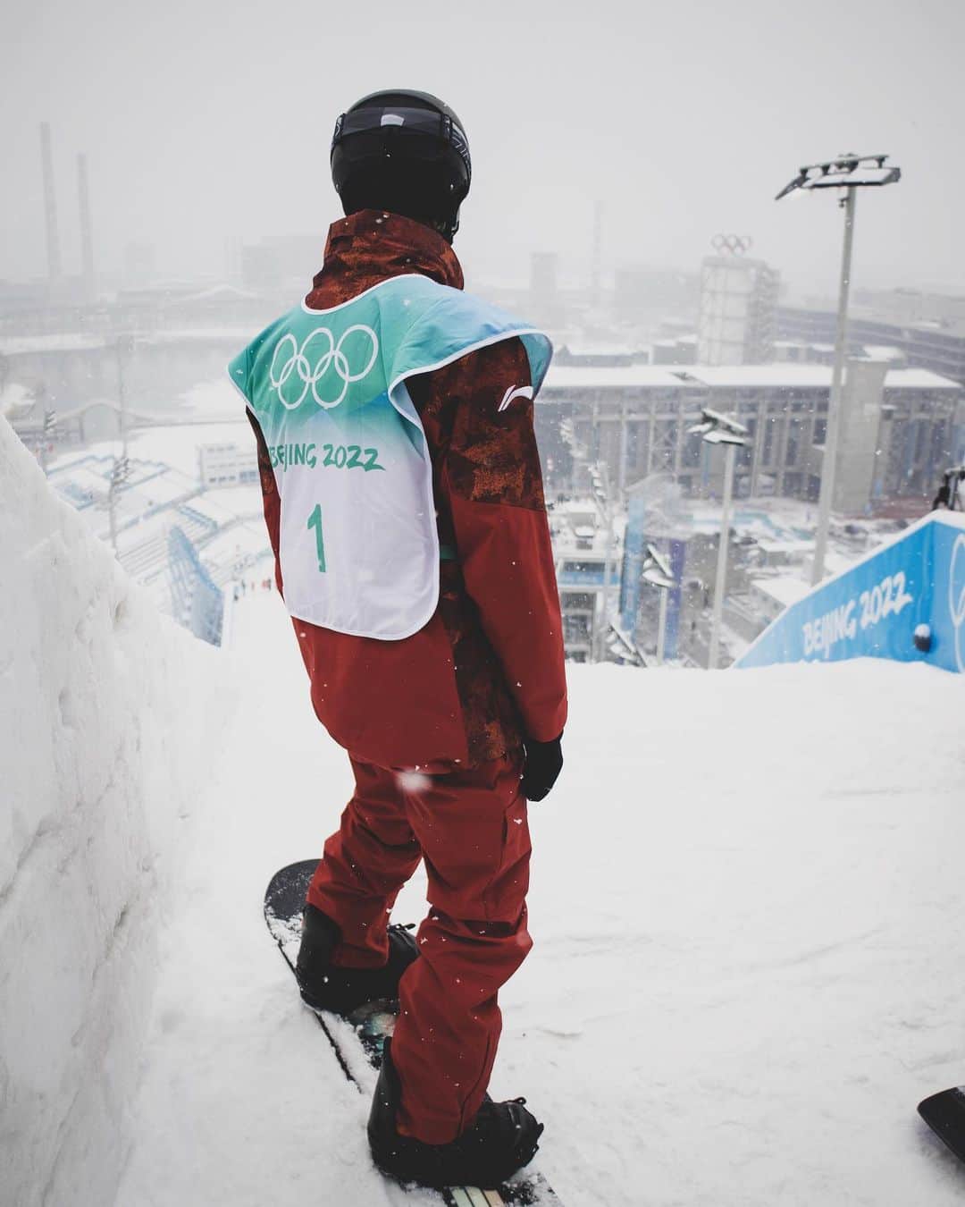 マックス・パロットのインスタグラム：「Lesss goooo 🔥  photo:@chriswitwicki  #snowboarding #olympics」