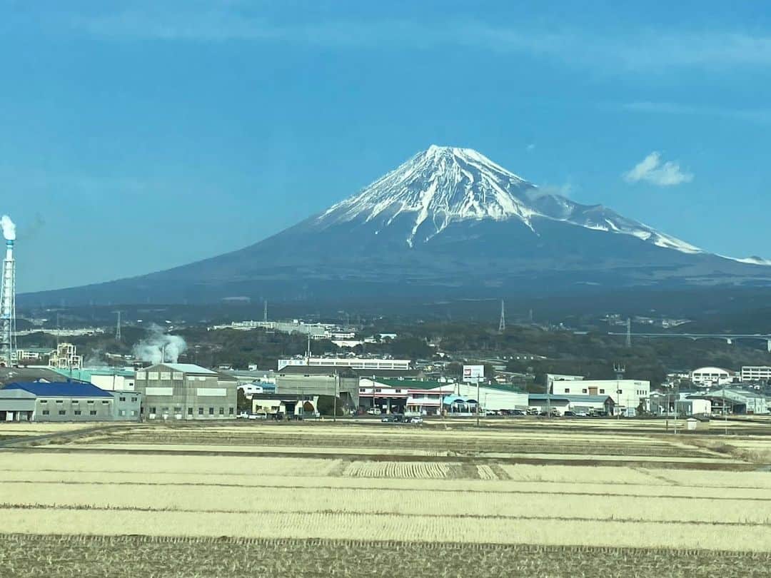 三輪記子のインスタグラム：「2022年富士山」