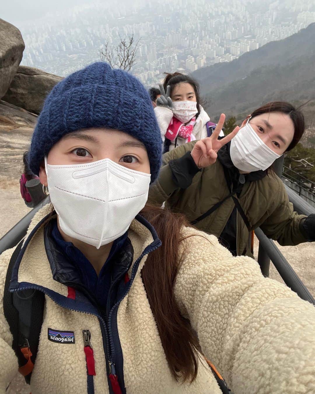 キム・ジェギョン のインスタグラム：「2월의 등산은 #불암산 ⛰」