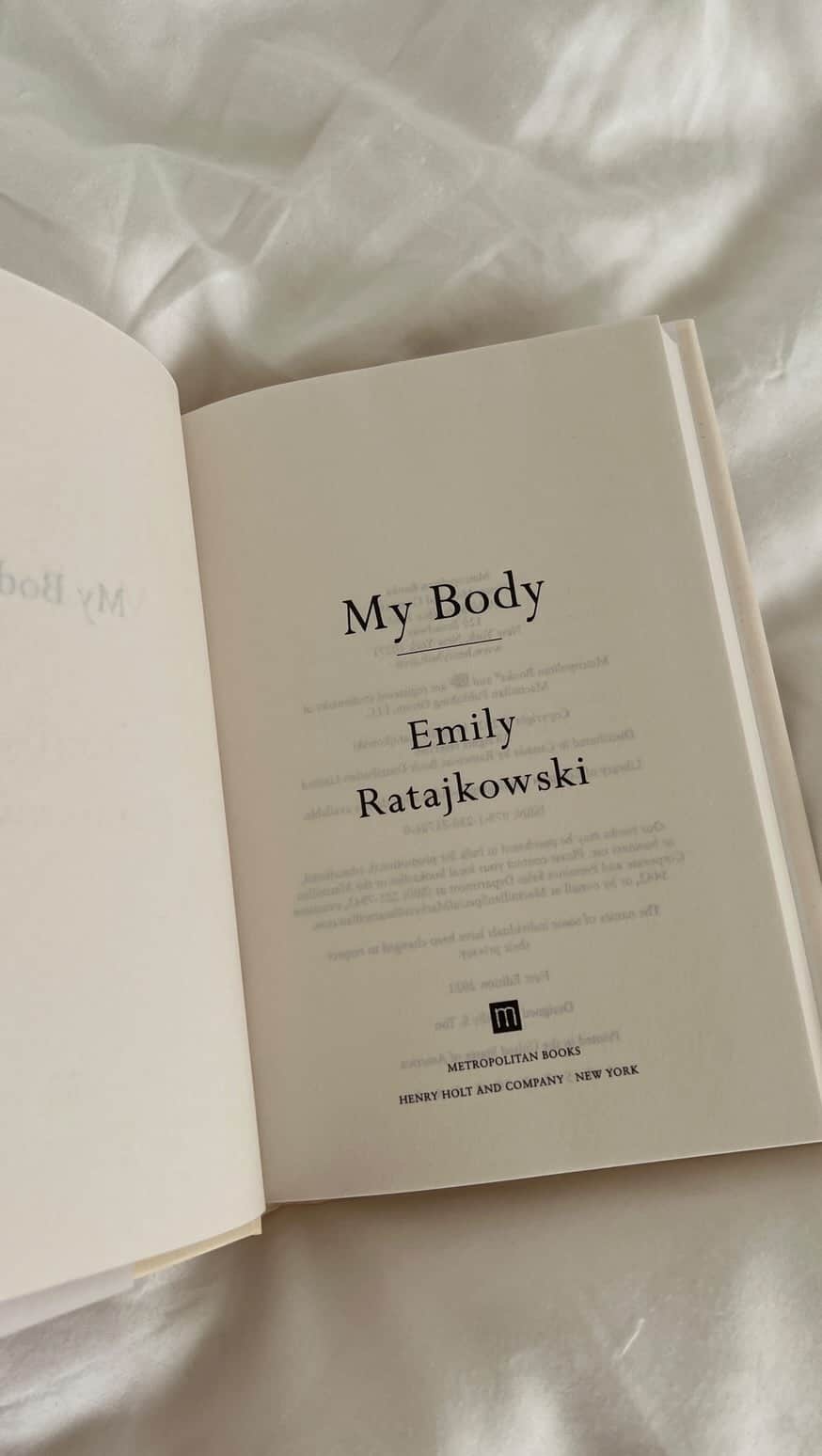 カイア・ジョーダン・ガーバーのインスタグラム：「Discussing “My Body” with Emily Ratajkowski」