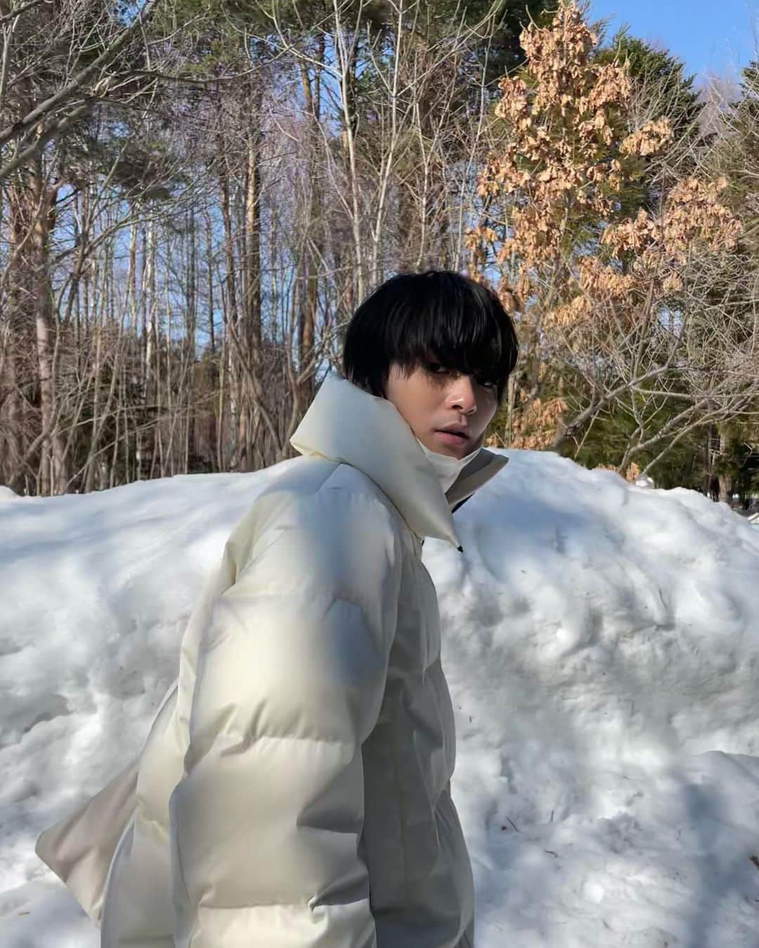 金子隼也さんのインスタグラム写真 - (金子隼也Instagram)「. 少しずつ暖かくなってきましたね。 まだ雪の写真載せても大丈夫？笑  #過去pic」4月10日 18時58分 - shunya_kaneko