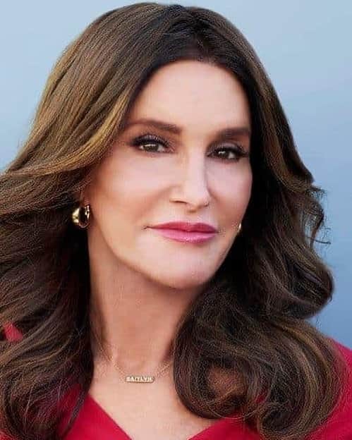 Caitlyn Jennerのインスタグラム：「See you tonight on @foxnews @seanhannity with Tammy Bruce hosting! Talking all things @twitter and the woke mob! 6PM PT / 9PM ET」