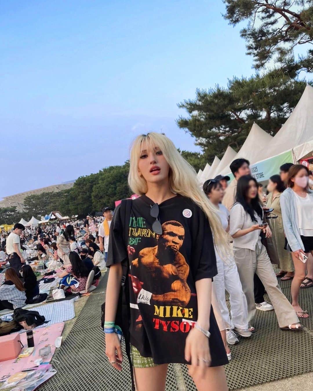ソミのインスタグラム：「Seoul Rock festival for me 화질 왜 흐려어어」