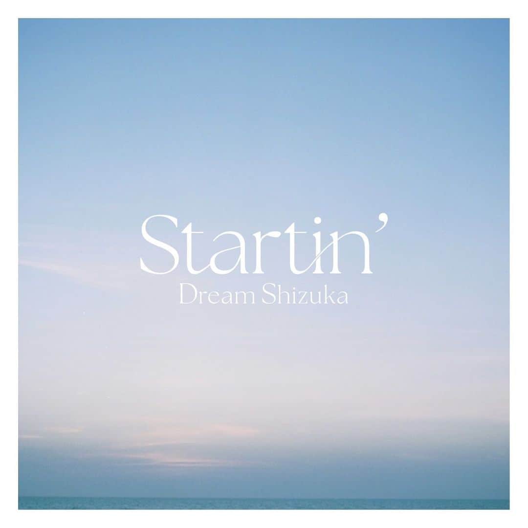 Shizukaのインスタグラム：「2022.06.24 配信START  Dream Shizuka  digital single 「Startin'」  #DreamShizuka #配信限定release #Startin #ストーリーズにダウンロードURL載せました📱」