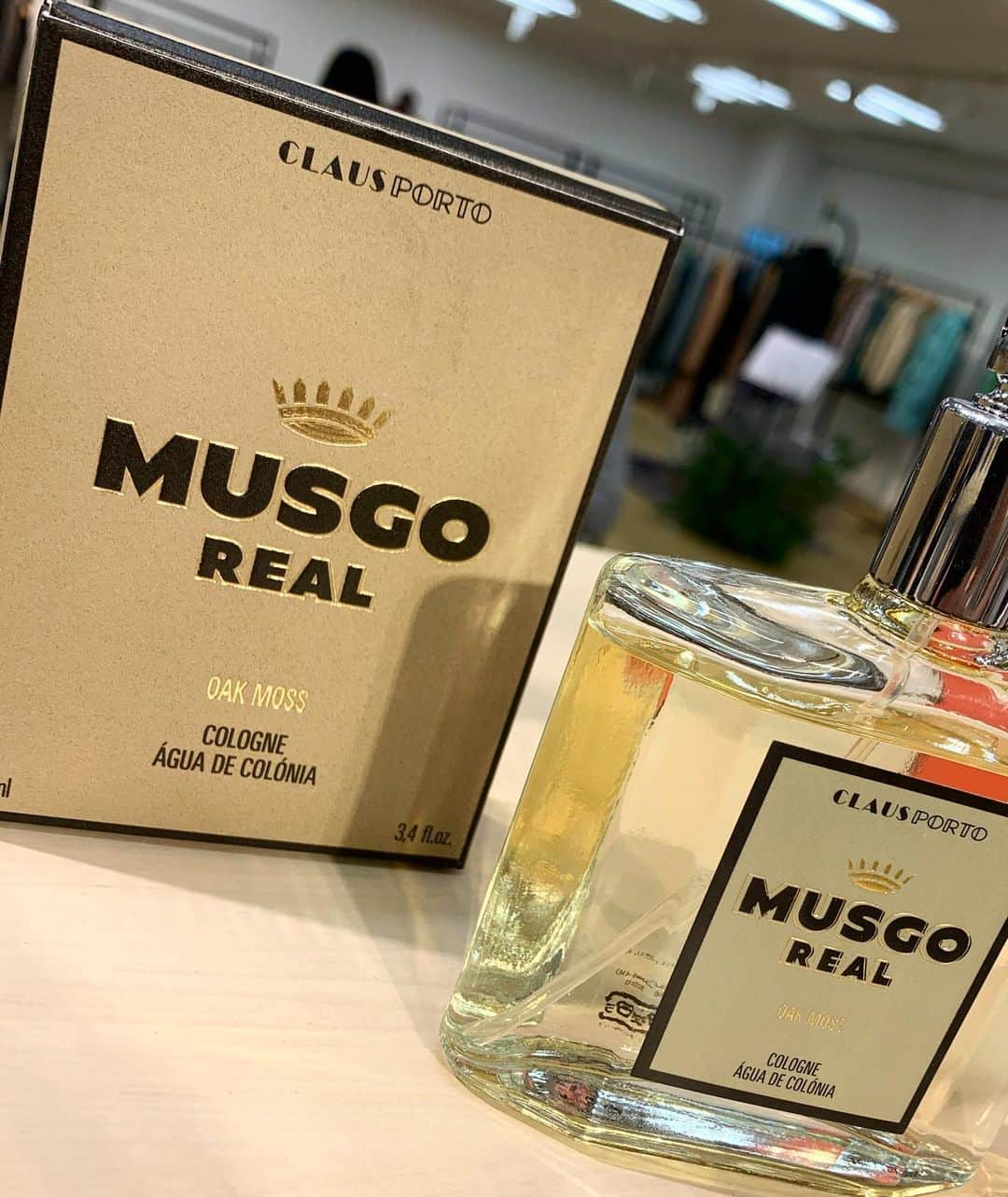 大貫勇輔のインスタグラム：「最近見つけた良い香り✨ #musgoreal  #perfumelovers」