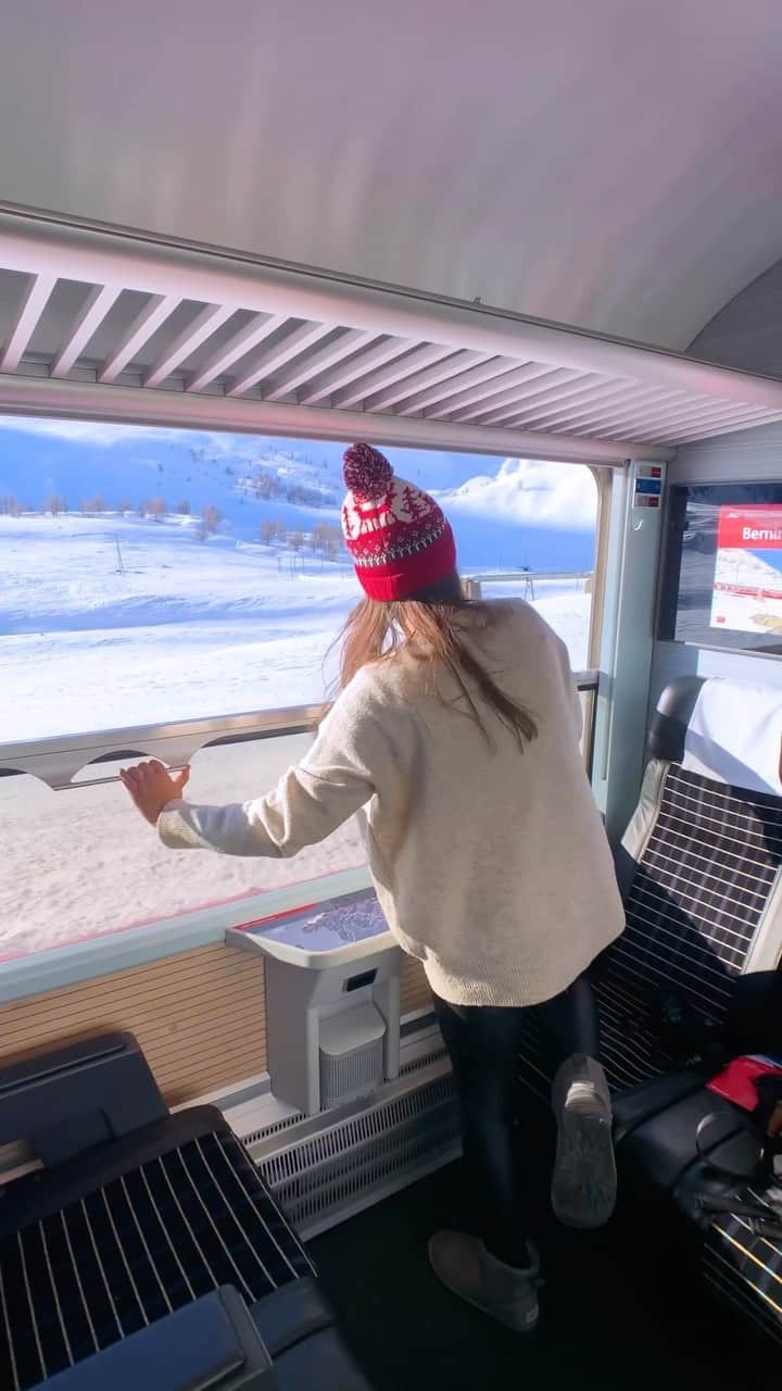 BEAUTIFUL DESTINATIONSのインスタグラム：「@esrageziyor aboard the Bernina Express, on a journey from Tirano, Italy to Chur, Switzerland. How dreamy is this train ride? 😍🚂  On the highest railway across the Alps, the Bernina Express climbs up to the glistening glaciers before descending to the palms of Italy far below. This rail link between Northern and Southern Europe builds bridges between regions with different languages and cultures.  Tag someone you want to enjoy this ride with! 🙌  📽 @esrageziyor 📍 Bernina Express 🎶 noel.smt - Falling Apart x I Wanted to Leave」
