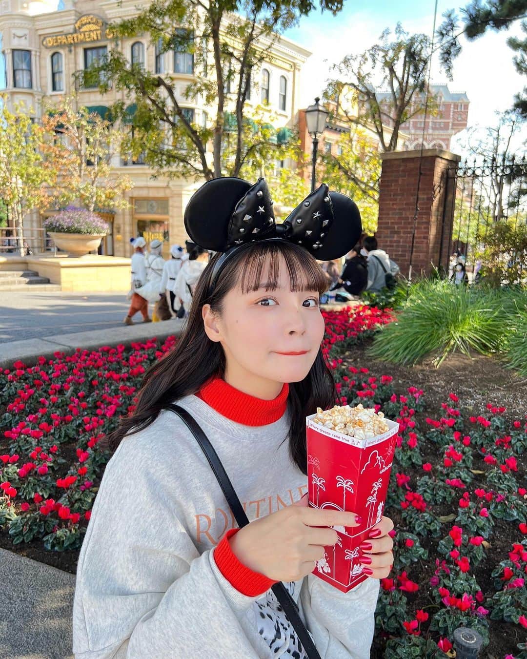 久保乃々花さんのインスタグラム写真 久保乃々花instagram Happy Halloween 久しぶりにプライベートでディズニーシーへ行ってきました とてもとても楽しくて仕方ない時間でした 最高っっっ Disney Disneysea Tds 東京ディズニーシー ディズニーコーデ