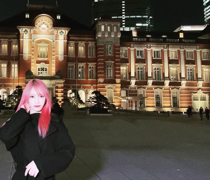 鹿島沙希のインスタグラム：「東京駅 ・ #女子プロレスラー #スターダム #STARDOM #鹿島沙希」