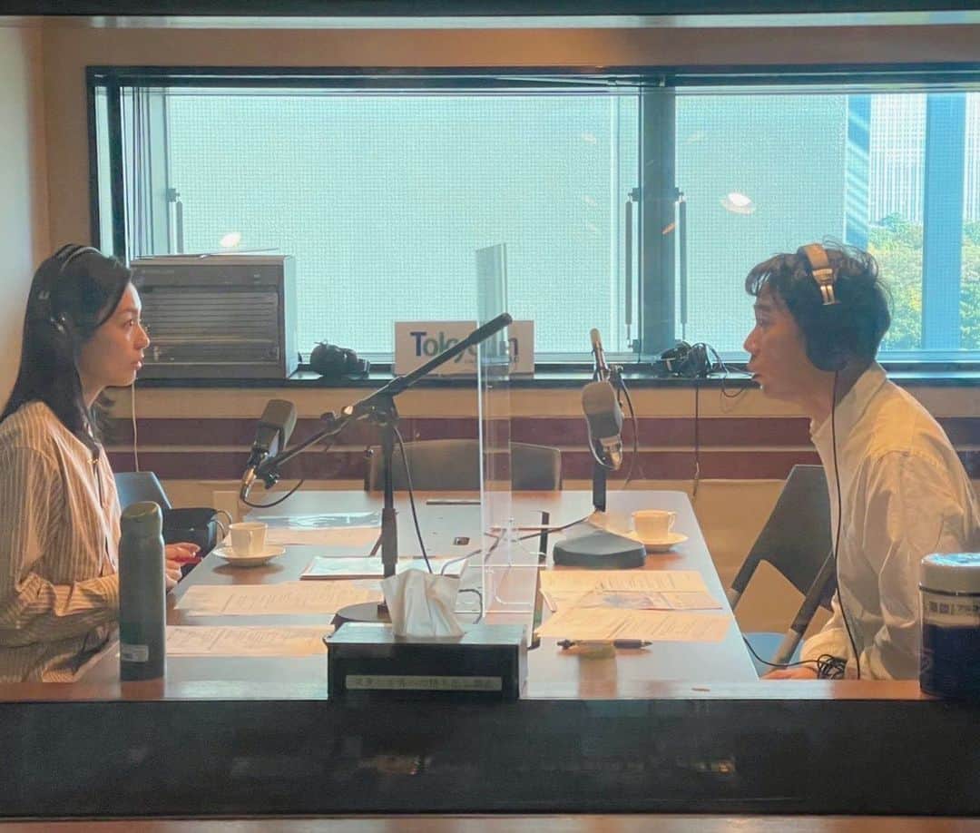本仮屋ユイカのインスタグラム：「昨日のTOKYO FM「三菱地所レジデンス Sparkle Life」は、先週に引き続き、藤井隆さんをお迎えしました☺️」