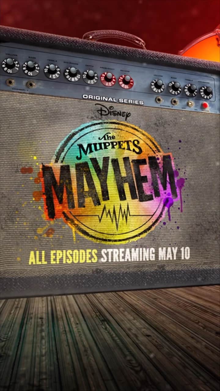 ゼッドのインスタグラム：「Putting the band back together.   Catch me on The Electric Mayhem, streaming May 10 on @DisneyPlus.  @themuppetsmayhem」